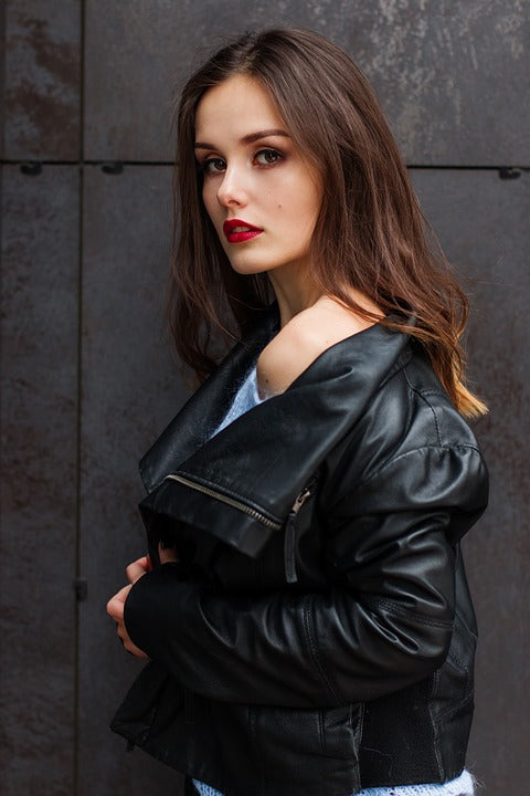 10 Tips on How to Rock a Leather Jacket This Fall