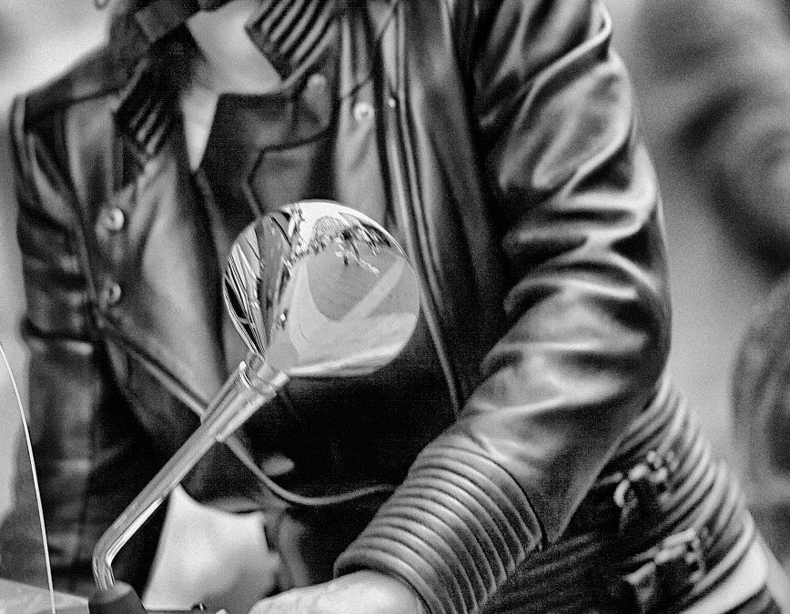 How to De-Wrinkle a Leather Jacket