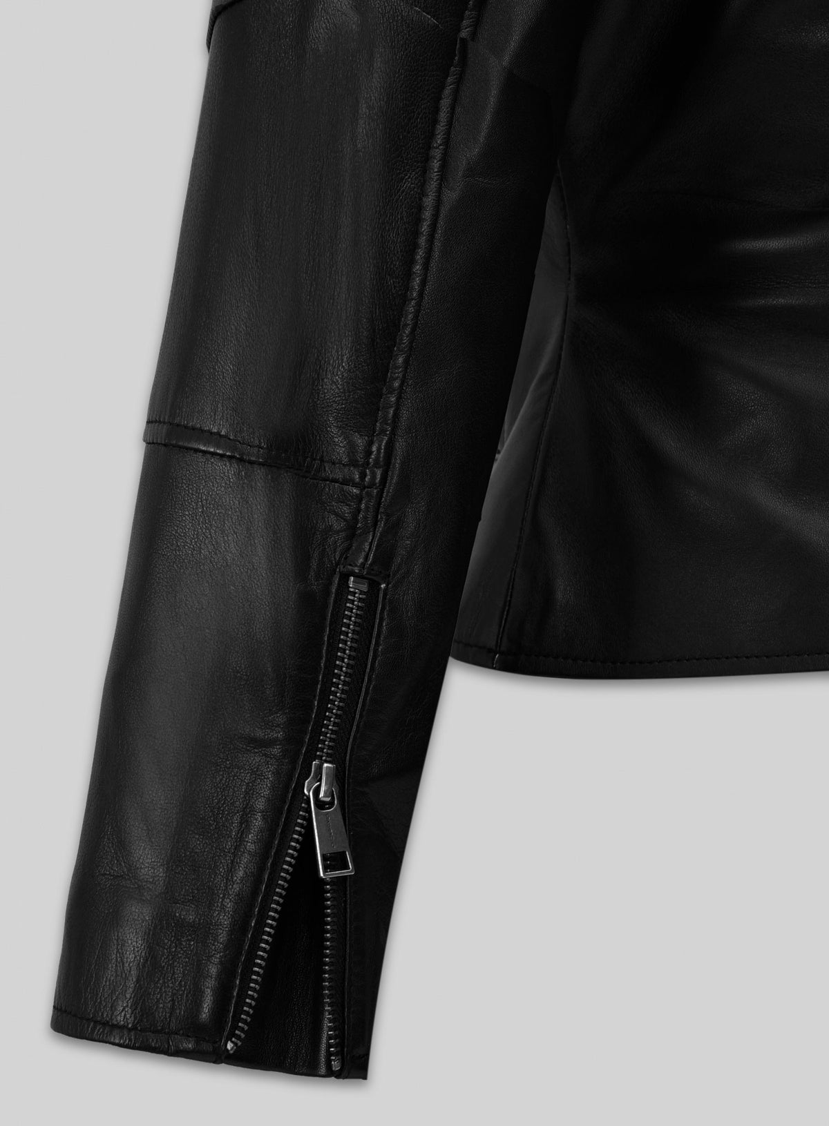 Carrie Anne Moss The Matrix Resurrections Leather Jacket