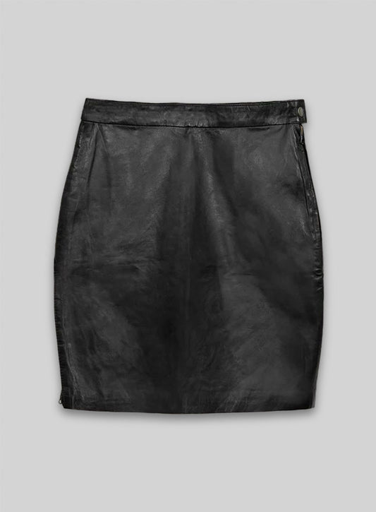 Black  Scalloped Leather Skirt - # 476  - M Regular