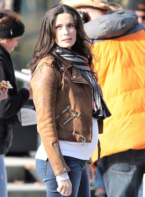 Elizabeth Tulloch Superman and Lois Leather Jacket – LeatherCult