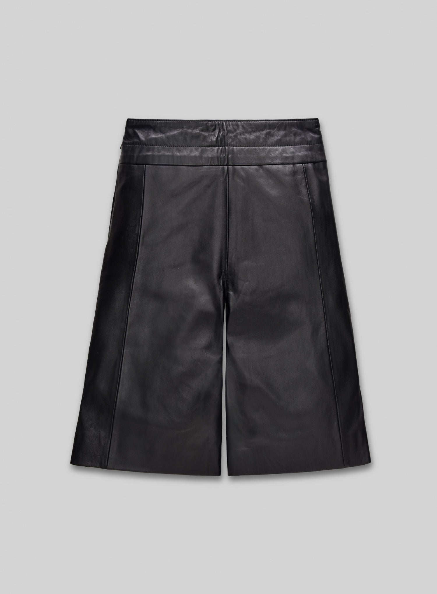 Kendall Jenner Leather Shorts – LeatherCult